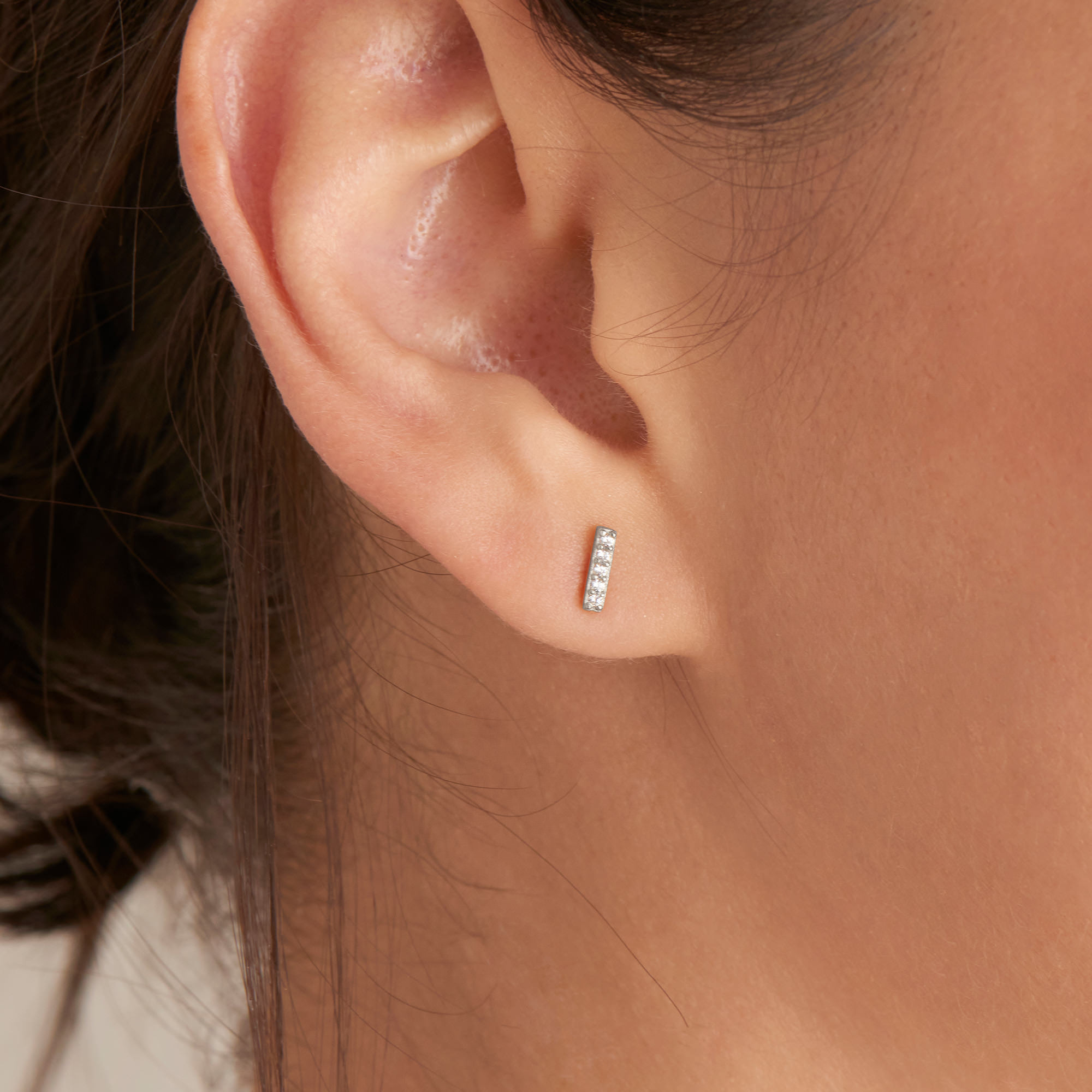 Glam Bar Stud Earrings - Afbeelding 2