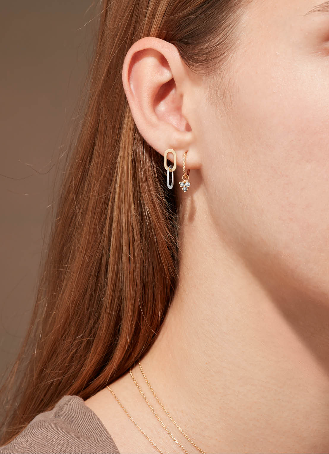 Triangle White Topaz Hoops Earrings - Afbeelding 4